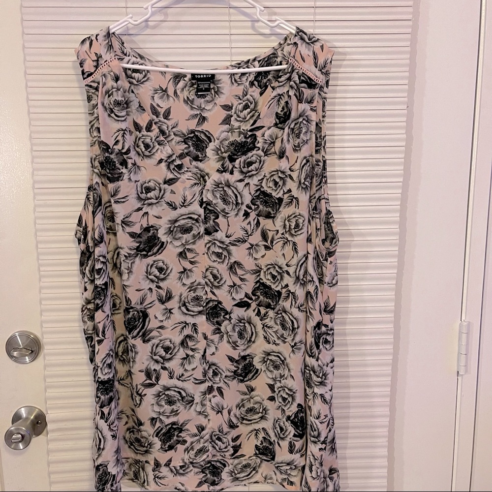 Torrid Floral Print Top